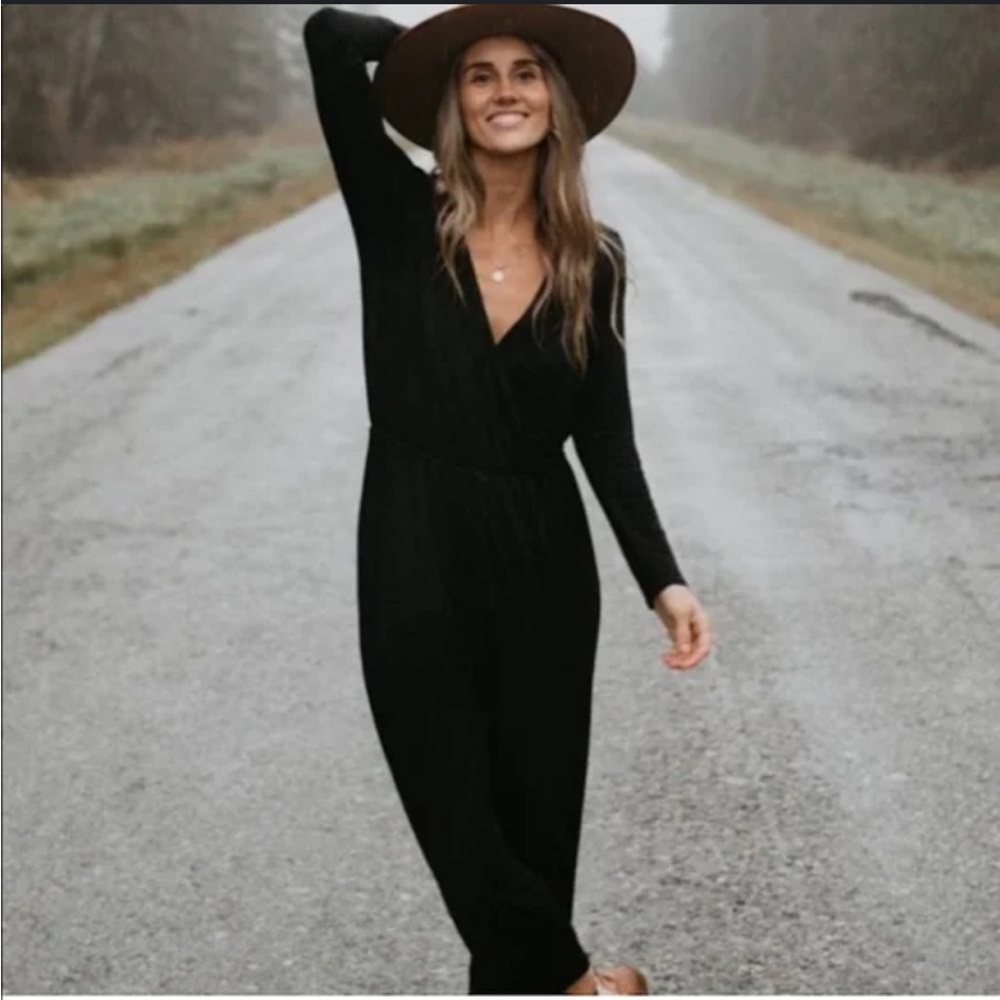 Jackson Rowe jumper size xs black